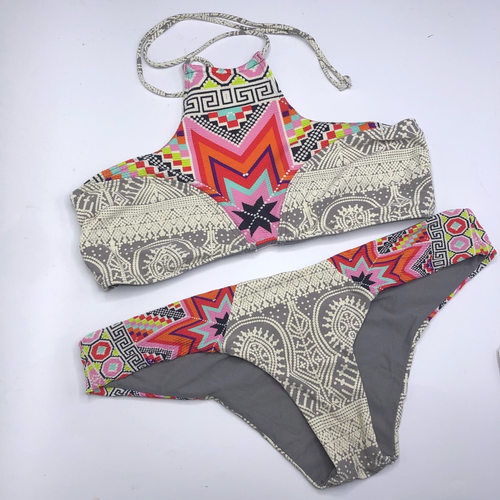 Nwot Rip Curl Printed Bikini Set Large Excellent C - image 1